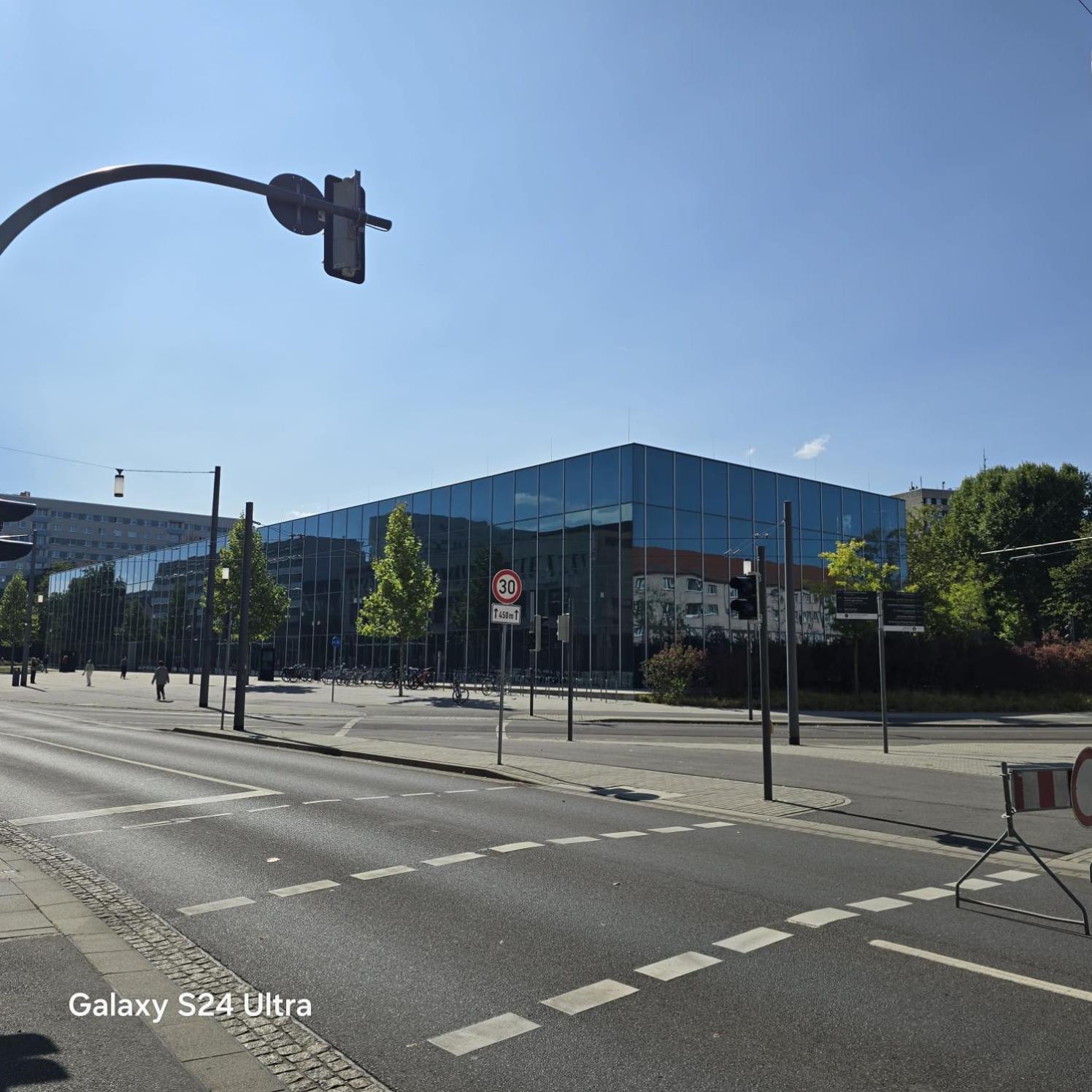 City Apart - Fewo Klimaanlage Whirpool Panoramafenster 5 Personen Kulturdenkmal Dessau-Rosslau Dış mekan fotoğraf